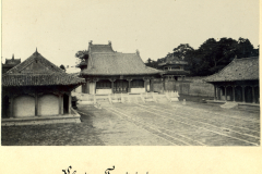 Das Kloster Tze Tai Tze in China: Eine stille Aufnahme des historischen Geländes in der Morgensonne