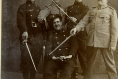 Freundschaft zwischen französischen und deutschen Soldaten in China während der frühen 20. Jahrhunderts