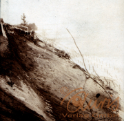 Abgegangene Küstenlinie in der Dämmerung mit sicherem Blick auf den Horizont