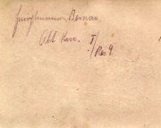 Alte handschriftliche Notizen auf vergilbtem Papier aus dem 19. Jahrhundert