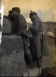 Soldaten an der Westfront im Einsatz während des Ersten Weltkriegs