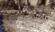 Soldaten des Heers in Deckung während des Ersten Weltkriegs an der Westfront