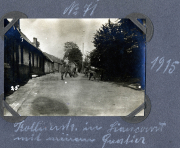 Soldaten und Pferde an der Westfront im Jahr 1915