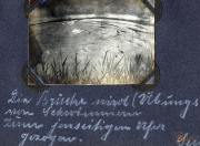 Das ruhige Wasser an der Westfront zeigt das Gelände ohne Kampfgeräusche und vermittelt eine friedliche Atmosphäre