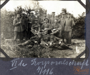 Gruppenbild von Soldaten des Heeres an der Westfront während des Ersten Weltkriegs