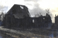 Zerstörter Bauernhof an der Westfront während des Ersten Weltkriegs