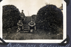 Soldaten in der Natur an der Westfront während des Ersten Weltkriegs