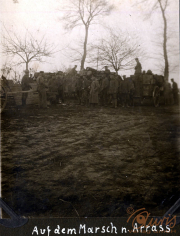 Militärkonvoi auf dem Marsch nach Arras, Zeit des Ersten Weltkriegs