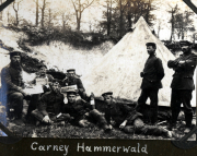 Soldaten im Lager bei Carney Hammerwald während des Ersten Weltkriegs