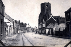 Ruinen in Middelkerke: Eine historische Abbildung des Nachkriegszustands der Stadt