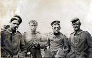 Vier Soldaten aus der Ersten Weltkriegzeit