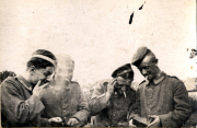 Historische Fotos aus der Ersten Weltkrieg-Front