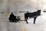 Historischer Schneeschlittenzug