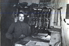 Historischer Fotograf von Artillerie-Werkstatt