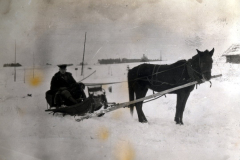 Historischer Schneeschlittenzug