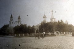 Historische Kirchen in einem Dorf