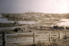 Historisches Dorf am Fluss