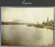 Historische Ansicht des Luzerner Sees mit Dampfschiffen und Stadtansicht bei Dämmerung