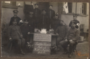 Soldaten der Heerstation in Huttenheim während des Ersten Weltkriegs im Jahr 1914