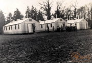 Heer zeigt militärische Unterkünfte in einem Camp während des frühen 20. Jahrhunderts