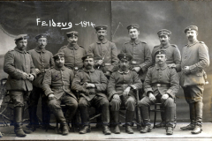 Heerstruppe Versammlung im Jahr 1914 mit Soldaten in Uniformen