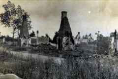 Ruinen einer Zerstörung in der Umgebung von IV Thüring. Inf. Regt. 72 während des Ersten Weltkriegs