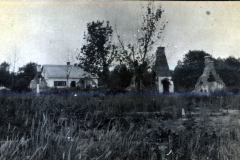Zerstörte Gebäude und Vegetation in der Umgebung des III. Bataillons des IV. Thüringischen Infanterie-Regiments 72