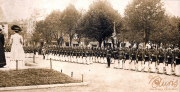 Militärparade des III. Bataillons des IV. Thüringischen Infanterie-Regiments 72 in einer Stadt um 1910