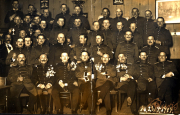 Soldaten des III. Bataillons IV Thüring. Infanterie-Regiment 72 versammeln sich zur Feier im Jahr 1914