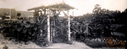 Soldaten des III. Bataillons, IV. Thüring. Infanterie-Regiment 72 in einem Garten im Ersten Weltkrieg