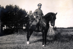 Offizier des III. Bataillons des IV. Thüringischen Infanterie-Regiments 72 auf dem Pferd während des Ersten Weltkriegs