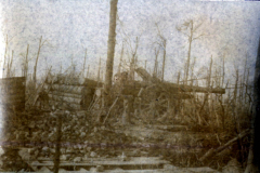 Zerstörte Stellung der III. Bataillon des IV. Thüringischen Infanterie-Regiments 72 nach den Kämpfen im Ersten Weltkrieg