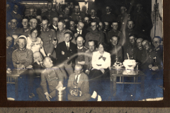 Zusammenkunft von Heer S.M.W. Zug 48 P.B. 11 in einer Festveranstaltung, Juni 1917