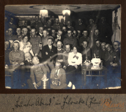 Zusammenkunft von Heer S.M.W. Zug 48 P.B. 11 in einer Festveranstaltung, Juni 1917
