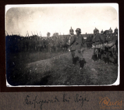 Soldaten des Heer S.M.W. Zug 48 während der Übungen bei Riga in der Natur