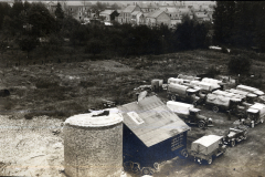 Armee-Kraftwagen-Instandsetzung Park 3 mit Treibstofftank und Fahrzeugpark in Amagne-Lucquy