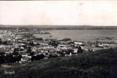 Panoramablick auf die Hafenstadt Kertsch auf der Krim während der deutschen Besatzung 1918