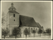 Kirche im Dorf