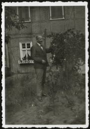 Fotograf in Garten
