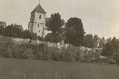 Kirche in einem Dorf