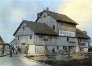 Bahnhof in einem Dorf