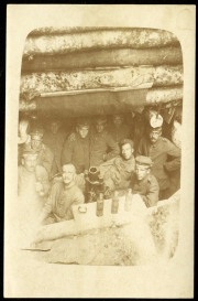 Foto von Soldaten im Ersten Weltkrieg