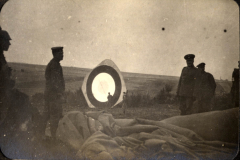 Militärische Aufklärung mit einem Ballon im Ersten Weltkrieg auf dem Schlachtfeld in Europa