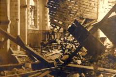 Schwer beschädigte Ruine