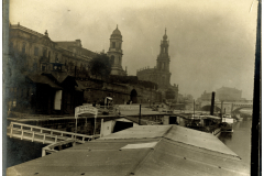 Foto vom Ersten Weltkrieg: Stadtlandschaft mit historischen Bauten