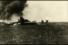 Feuer und Rauch während des Ersten Weltkriegs bei der 1. Kompagnie der Königlich Preußischen Garde Pionier Regiment