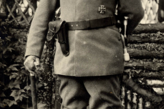 Rotes Fotoalbum mit EK 1914 Aufdruck des I.R. 149 4. I.D. während des Ersten Weltkriegs