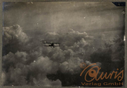 Luftkampf über den Wolken während des Ersten Weltkriegs in den frühen 1910er Jahren