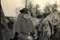 Soldat des Ersten Weltkriegs während einer Krisensituation an der Front