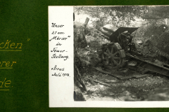 21 cm Mörser in Stellung während des Ersten Weltkriegs im Juli 1916